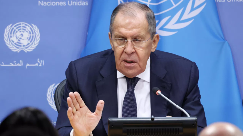 Журналисты пула Лаврова получили визы США с ограничениями передвижения