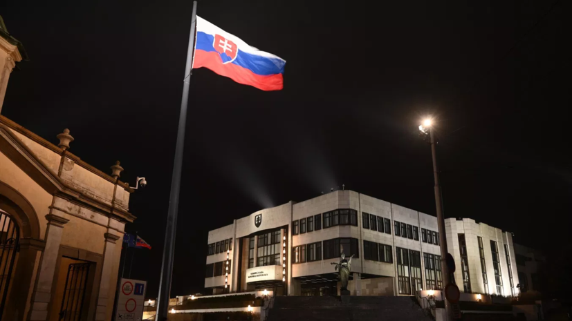 Генпрокуратура Словакии сочла законной передачу Киеву МиГ-29 и С-300