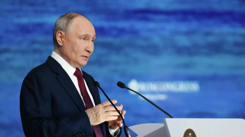 Путин заявил, что России нужны чувствующие современную аудиторию режиссёры