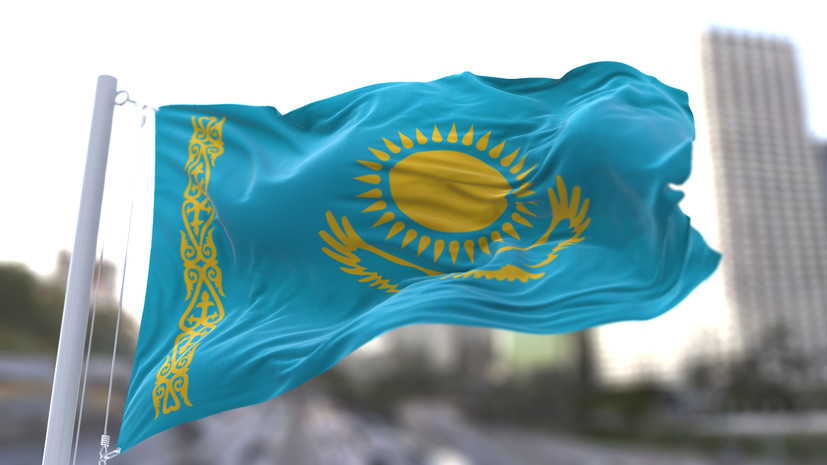 Токаев освободил от должности министра обороны после гибели военных
