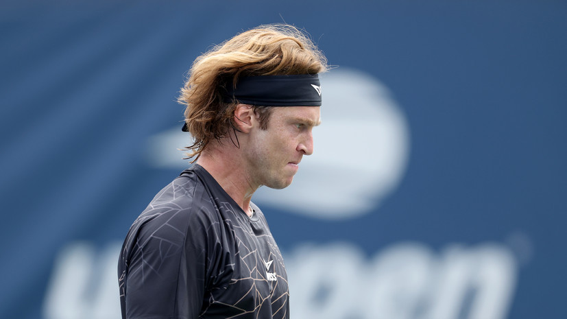 Рублёв пытался порвать на себе футболку по ходу матча на турнире ATP