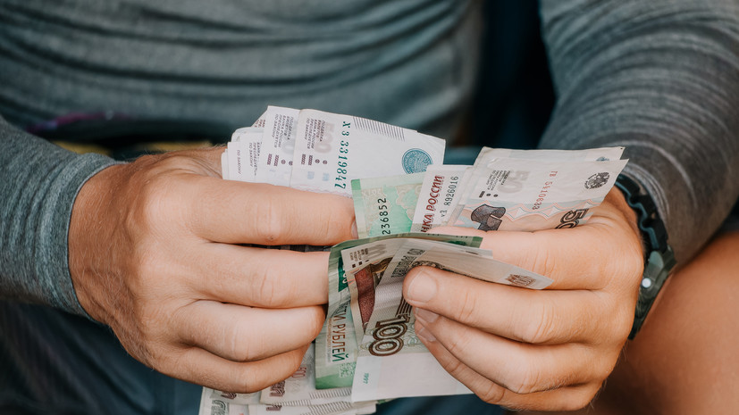НБКИ: в августе средняя сумма потребкредита достигла 72,6 тысячи рублей