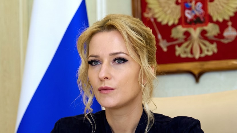 Лантратова и спецпосланник Папы Римского обсудили возвращение военных из плена