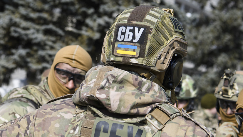 СВР: СБУ организовала схему кражи денег европейцев на поставках пистолетов из ЕС