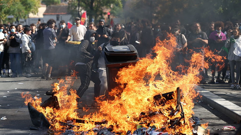 Протесты учеников во Франции затронули 2 октября более 730 школ