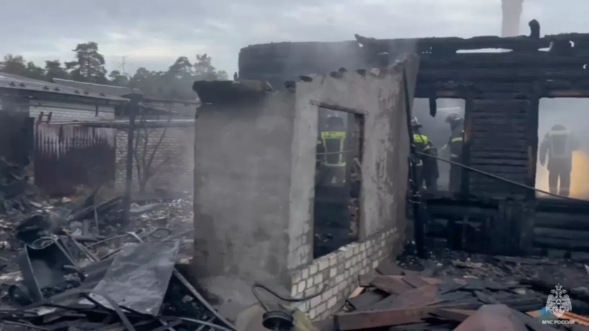 В Брянской области годовалая девочка и её бабушка погибли при пожаре в доме