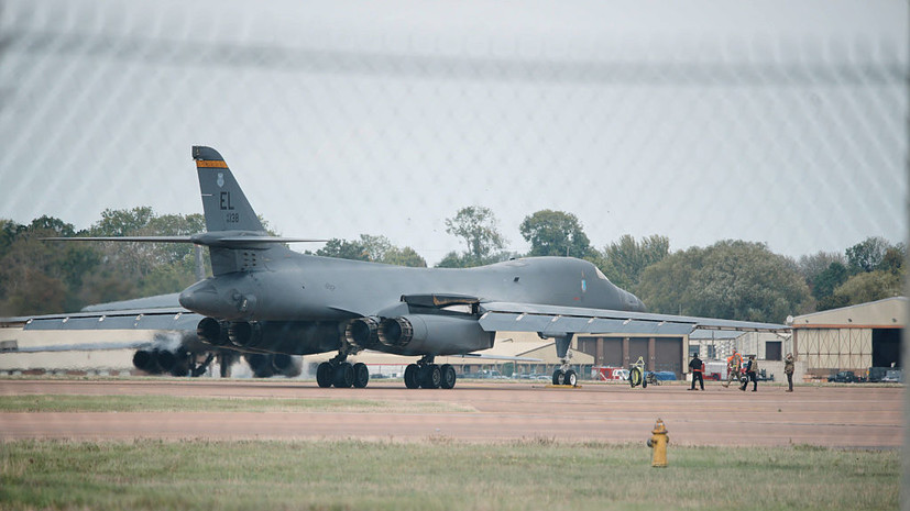 WSJ: США вывели бомбардировщики B-1 с базы Британии из-за риска атаки БПЛА Ирана
