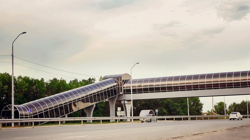 На трассе в Татарстане обрушился надземный переход