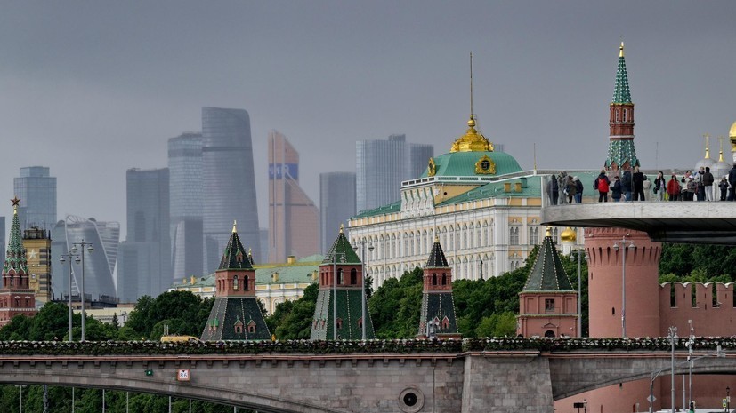 Синоптик Позднякова: в Москве 10 октября ожидаются порывы ветра до 15 м/с