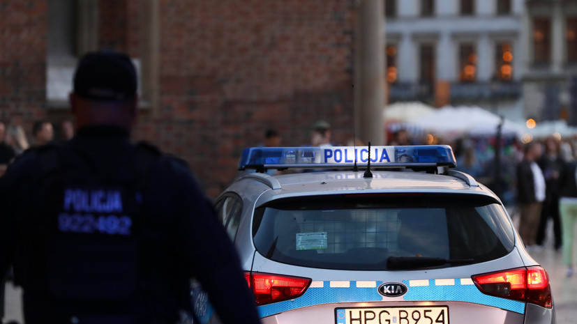 В Польше полиция задерживает подростков из-за угрозы нападений на школы
