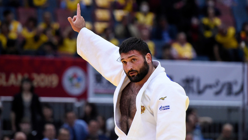 Тасоев стал трёхкратным чемпионом мира по дзюдо, завоевав золото на ЧМ в Баку