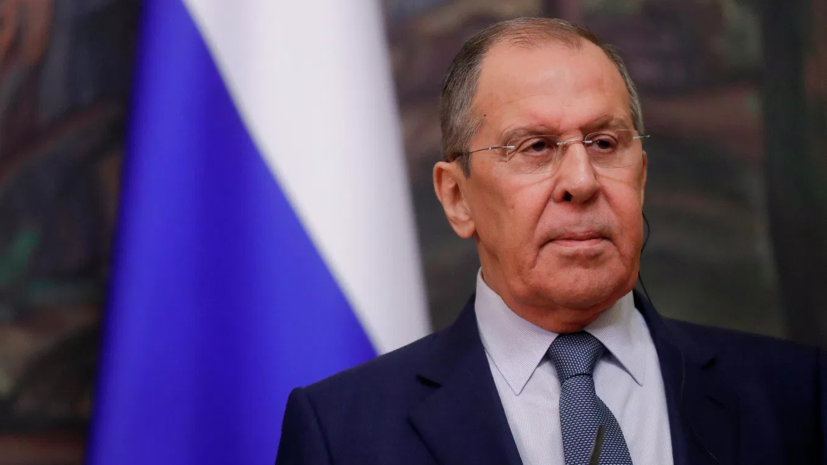 Лавров прибыл в Баку для участия в саммите СВМДА