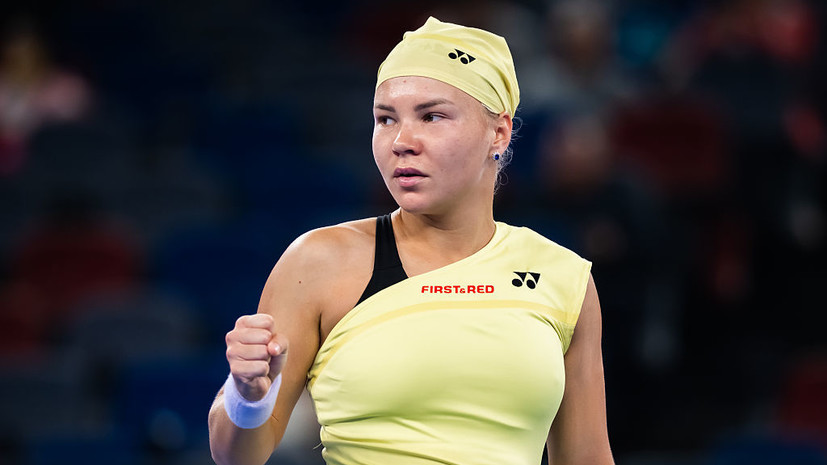 Шнайдер обыграла Мухову в третьем круге WTA 1000 в Ухане