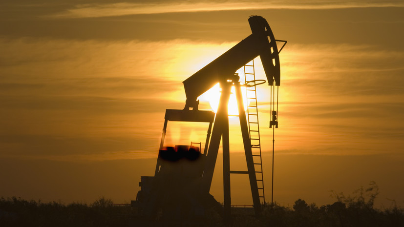 Новак: возможность использования мировых запасов нефти исчерпывается