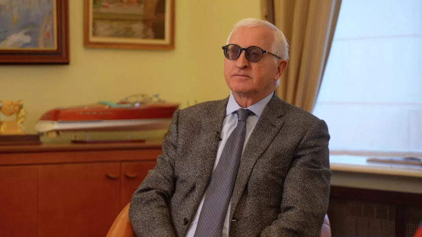 Шохин призвал разработать долгосрочную стратегию защиты экономики от атак