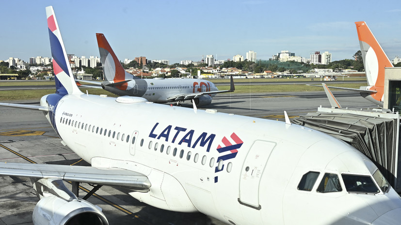 Крыло самолёта авиакомпании LATAM загорелось при взлёте в аэропорту в Перу