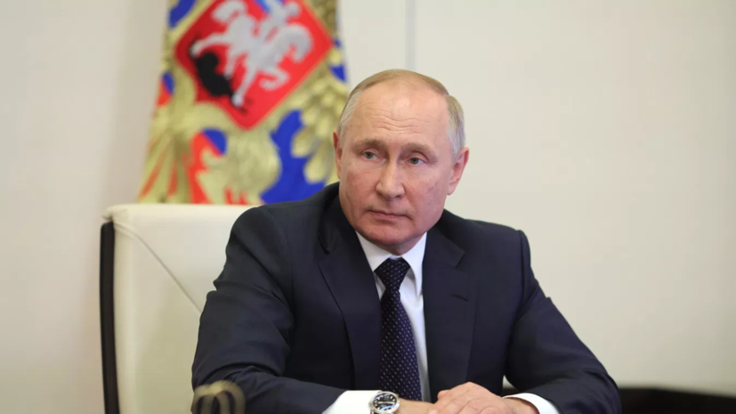 Путин на встрече с Дегтярёвым призвал контролировать финансирование федераций