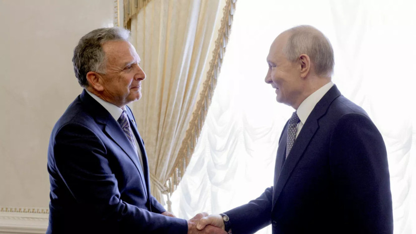 Ушаков: ситуация на Украине была центральной темой беседы Путина и Уиткоффа.