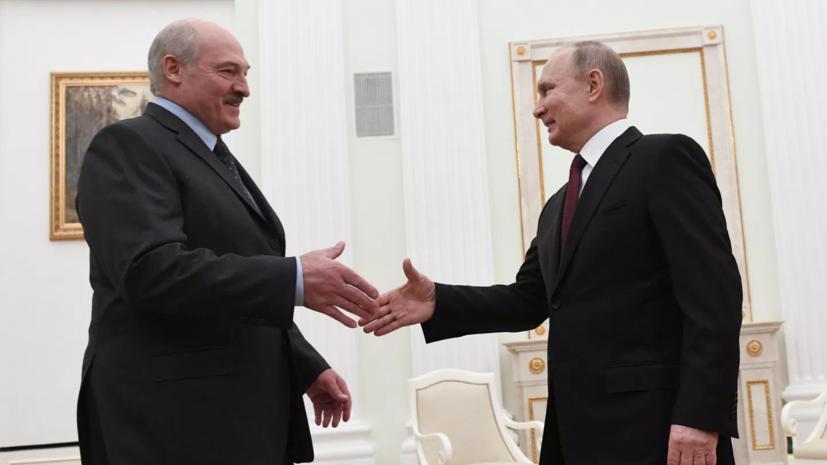 Лукашенко заявил, что обсудил с Путиным контроль границ с Украиной и Западом