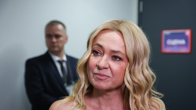 Рудковская: у сына уже два дня очень сильно болит колено, нужен покой на две-три недели