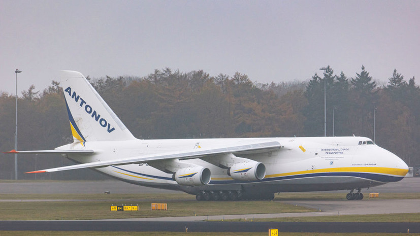 Украинский самолёт Ан-124 «Руслан» загорелся прямо во время приземления