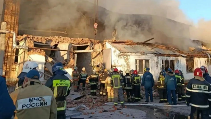 Пожарный погиб при тушении пожара на производстве в Иваново