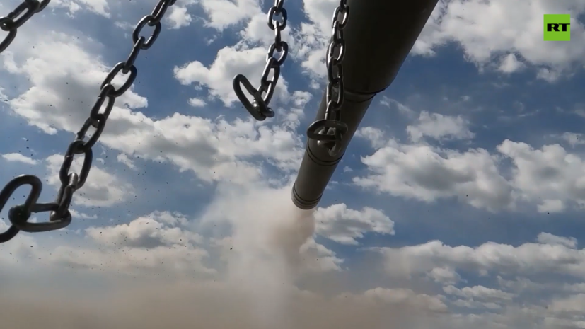 Экипажи танков Т-80БВ уничтожили группы ВСУ в Днепропетровской области