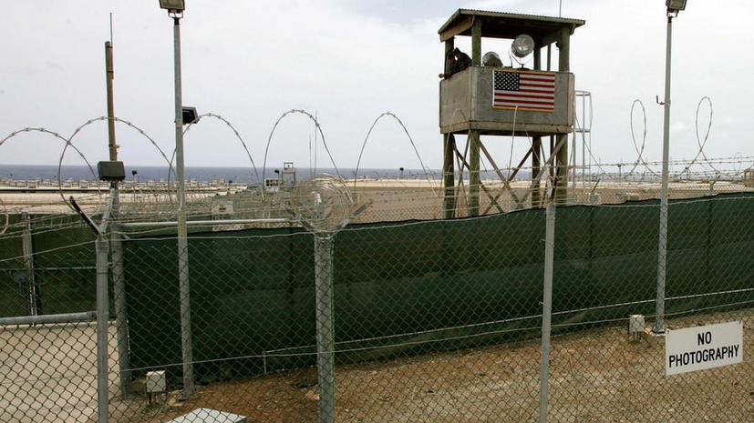 Британские СМИ: Экс-сотрудник MI-5 расскажет о пытках заключённых в Гуантанамо