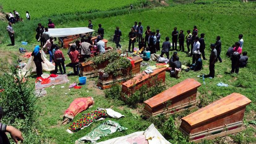 Шесть пожилых китайцев покончили с собой из-за введения запрета на гробы