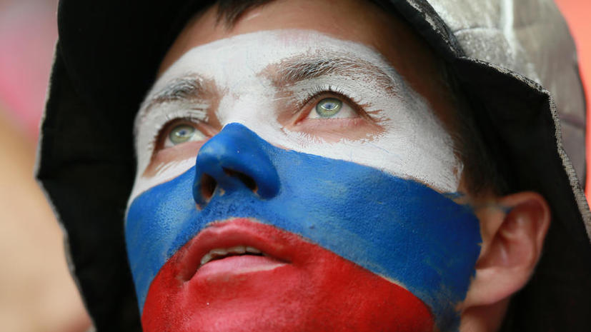 ОНФ предложил ввести обязательные работы за надругательство над государственной символикой России