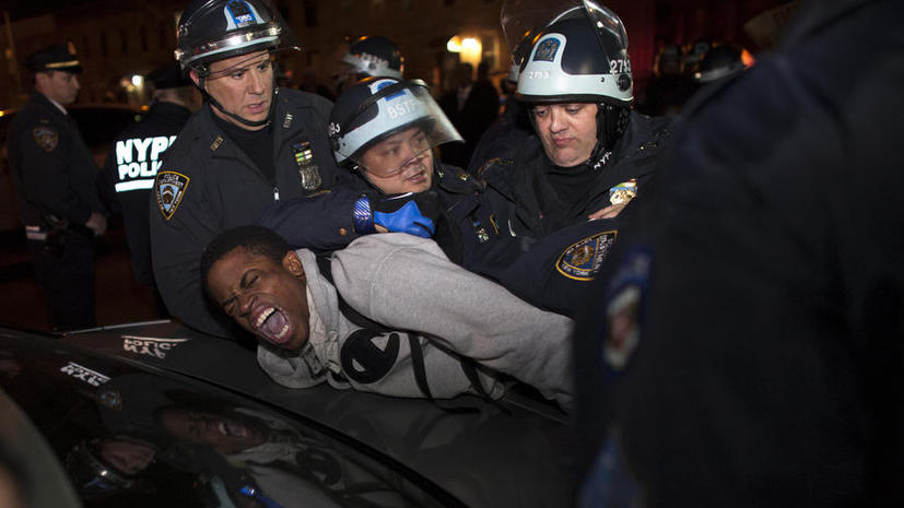 В Бруклине не утихают протесты против жестокости полиции