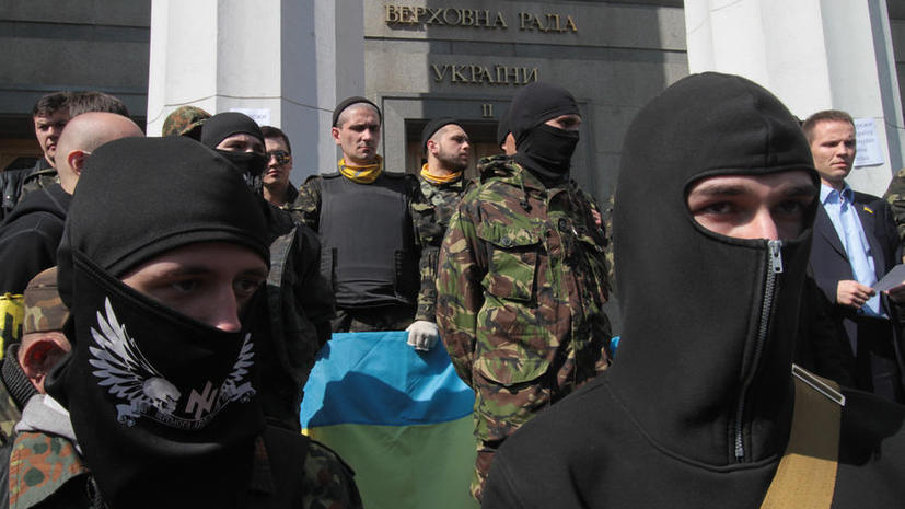 Верховная рада Украины приняла постановление о немедленном разоружении «Правого сектора»