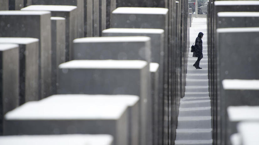 В Берлине разрушается построенный за €27 млн Мемориал жертвам Холокоста