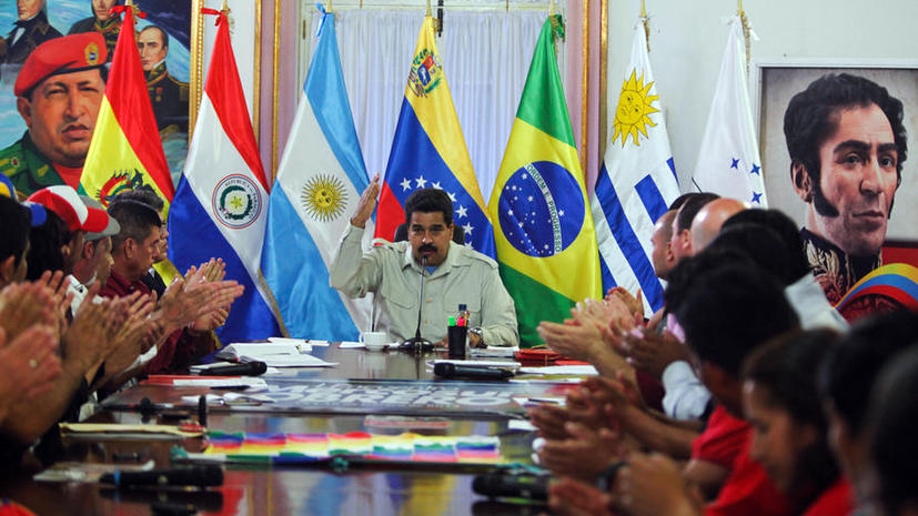 Николас Мадуро заявил о высылке трёх американских дипломатов из Венесуэлы