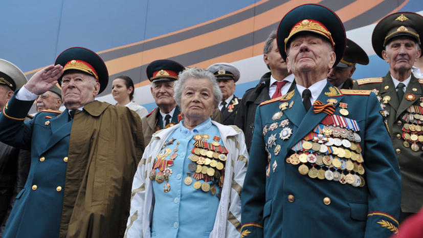Власти Москвы заявили о готовности принять ветеранов с Украины, если те приедут в столицу на празднование Дня Победы