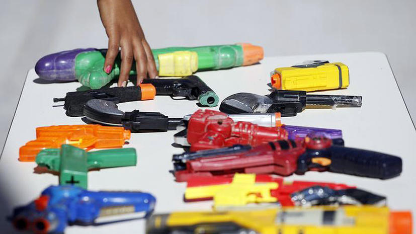 В США арестовали 10-летнего ребенка, размахивавшего игрушечным пистолетом
