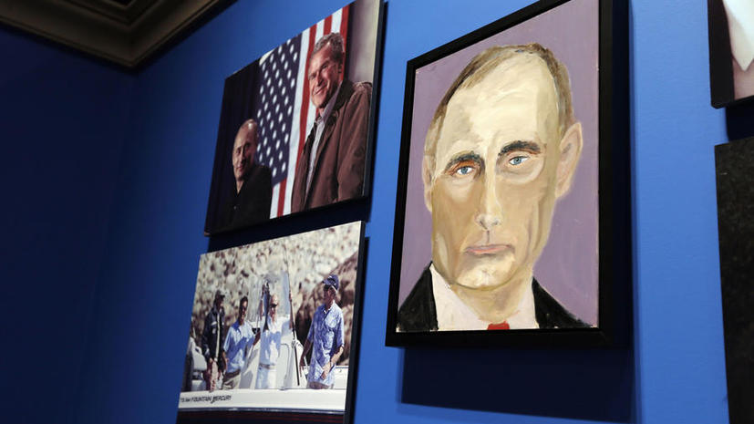 Джордж Буш-младший представил написанные им портреты мировых лидеров