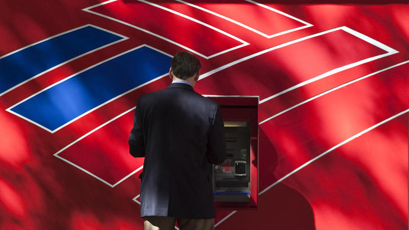Американские банки до отказа наполнили банкоматы наличностью, опасаясь паники из-за ожиданий дефолта