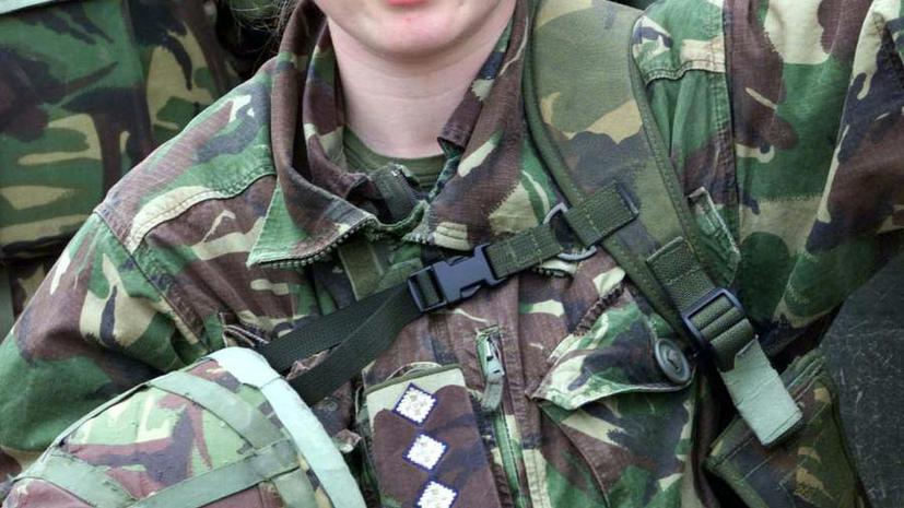 Британским женщинам-военнослужащим могут разрешить вступать в бой с врагом