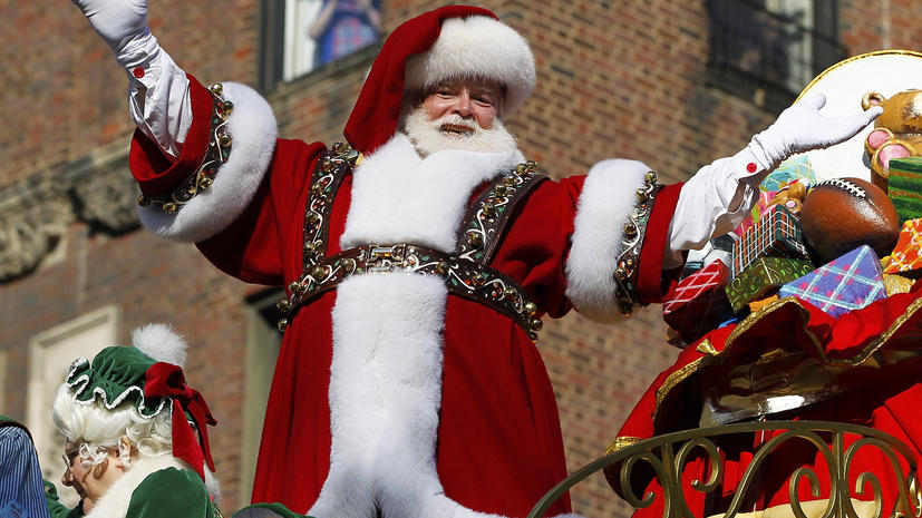 «Тайный Санта» раздает американцам стодолларовые купюры