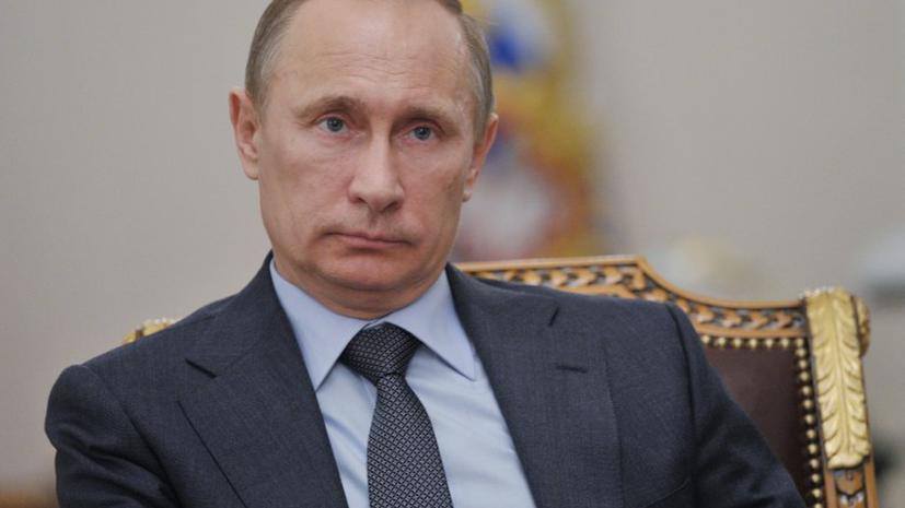 Путин подписал закон, повышающий предельный возраст чиновников до 70 лет