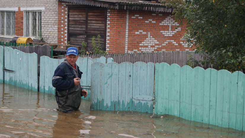 Пострадавшим от паводка регионам выделят 14 млрд рублей