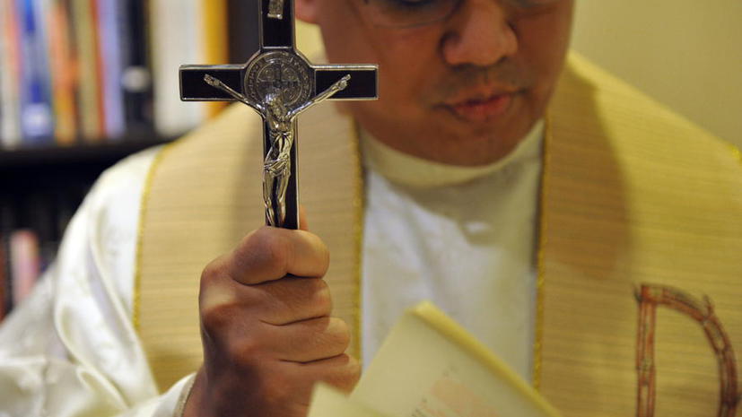 Филиппинские священники получили право носить оружие