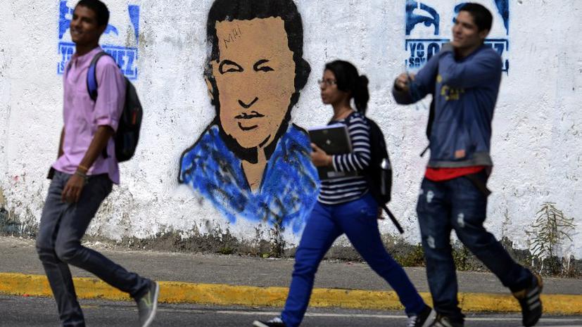 Глава МИД Венесуэлы: Уго Чавес шутит и смеется
