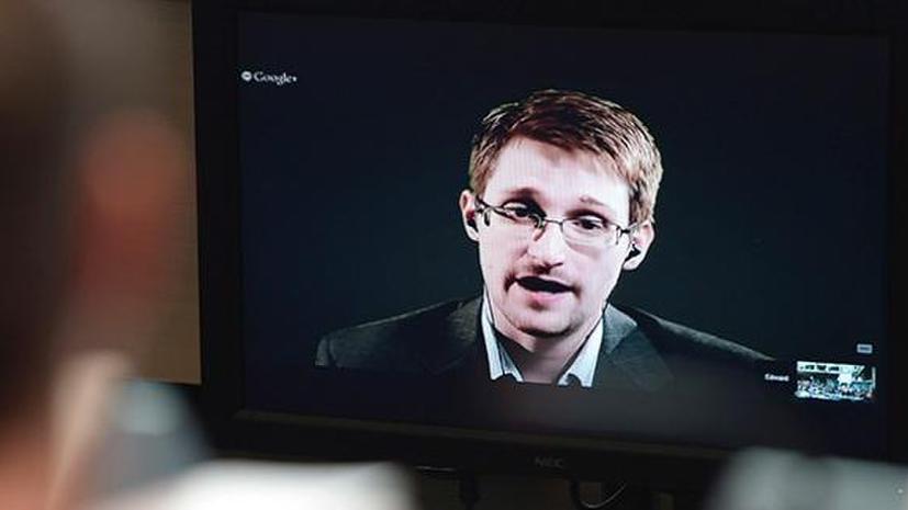 Сноуден: Меня узнают на улицах, и мне становится неловко - ведь я плохо говорю по-русски