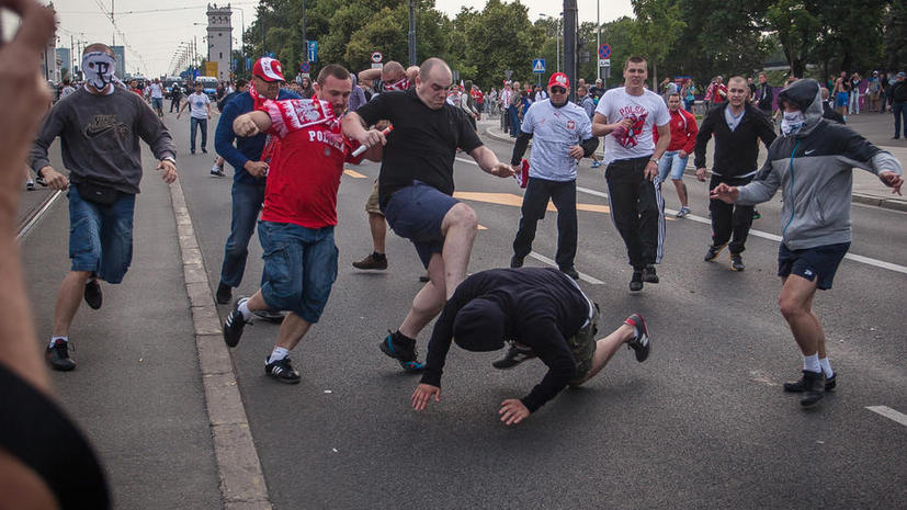Суд в Варшаве рассмотрит дело об избиении российских болельщиков на Евро-2012