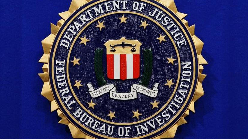 Бывший агент ФБР признал себя виновным в утечке информации