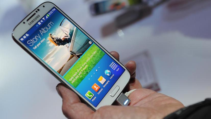 В России новый Samsung Galaxy S4 будет стоить почти 30 тыс. рублей