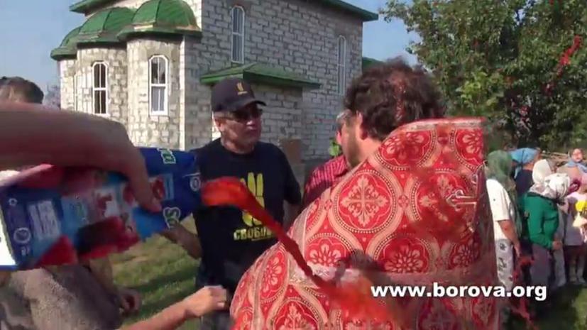 ​Экстремисты Радикальной партии Ляшко устроили погром в православном храме под Киевом
