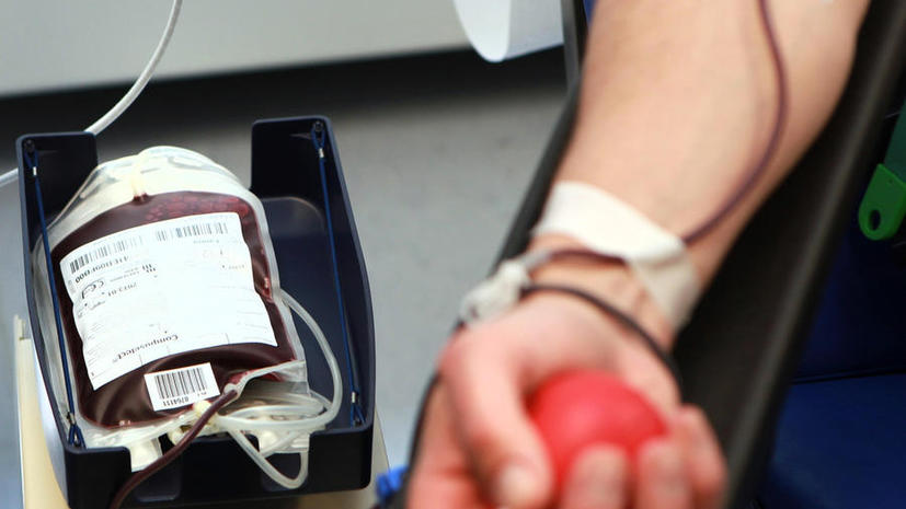 В США геям разрешили быть донорами крови